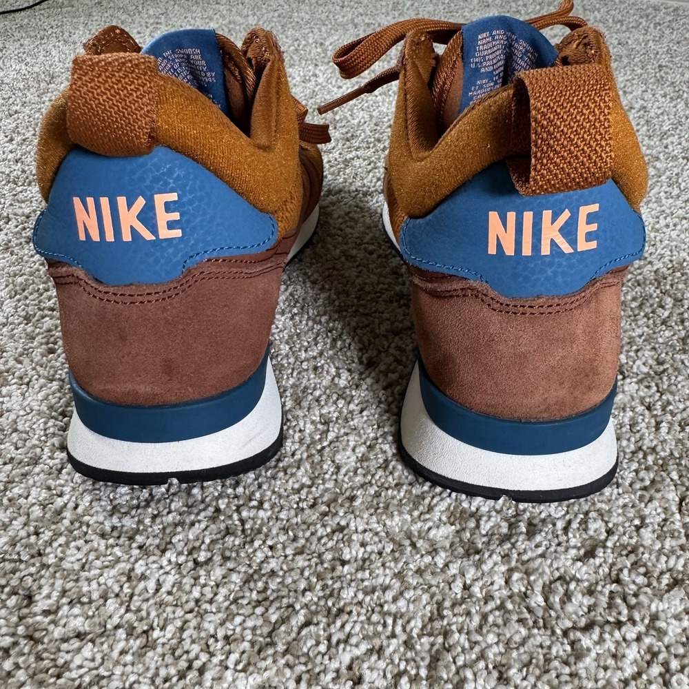 Nike Womens Size 7 Internationalist Mid‎ Suede Overlay Sneakers - Picture 5 of 14
